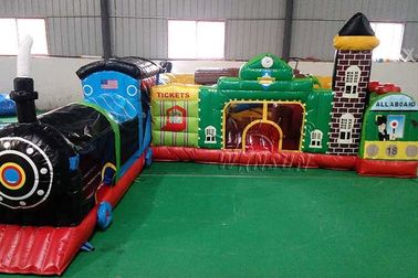 चीन पीवीसी तिरपाल Inflatable मजेदार सिटी एक्सप्रेस ट्रेन स्टेशन होम यार्ड के लिए थीम्ड फैक्टरी