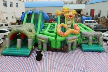 चीन आउटडोर खेल के मैदान के लिए सुरक्षित Inflatable खेल खेल वन पशु अन्वेषण थीम फैक्टरी